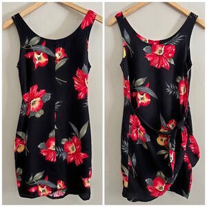 Vintage La Belle 90s Black Floral Rayon Dress S Red Hibiscus Tropical Tie Waist